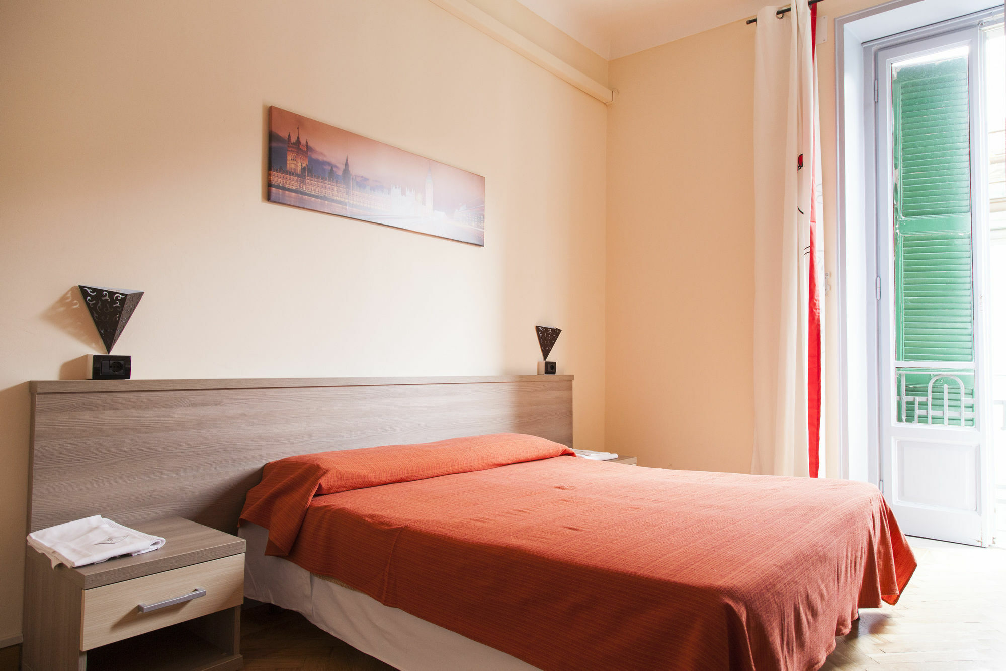 Il Giramondo Milaan Buitenkant foto